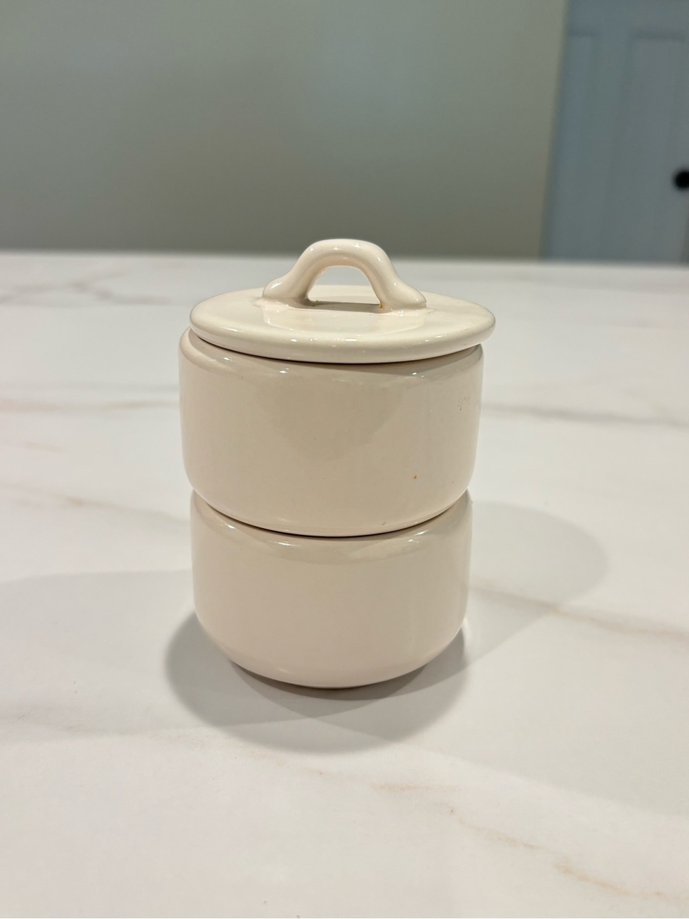 New Rae Dunn Salt & Pepper Stackers - Picture 4 of 4